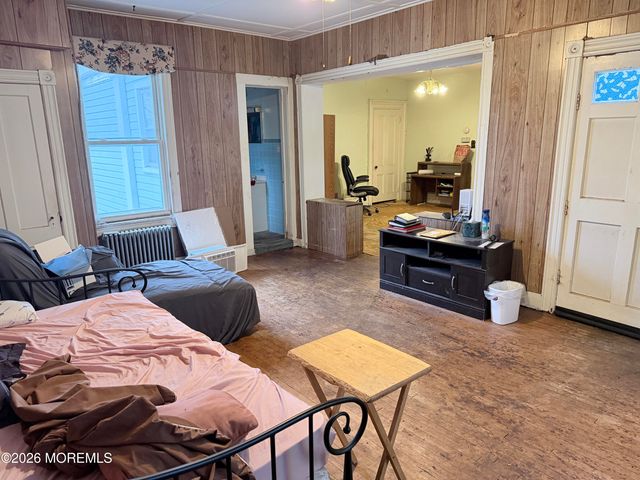 41 Atlantic Street, Keyport, NJ 07735