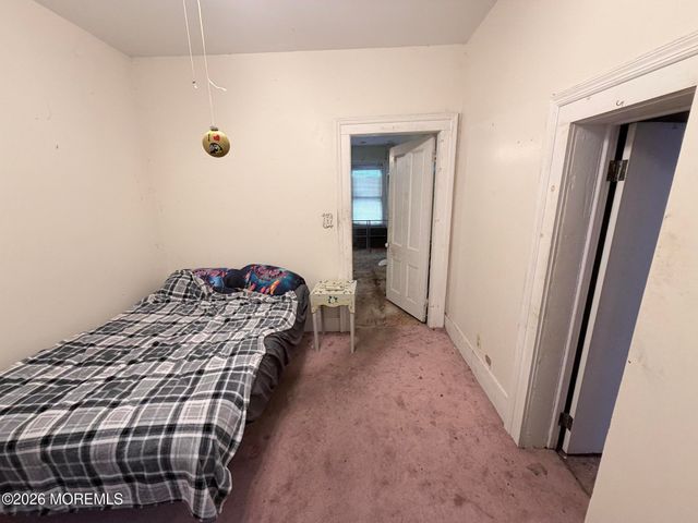 41 Atlantic Street, Keyport, NJ 07735