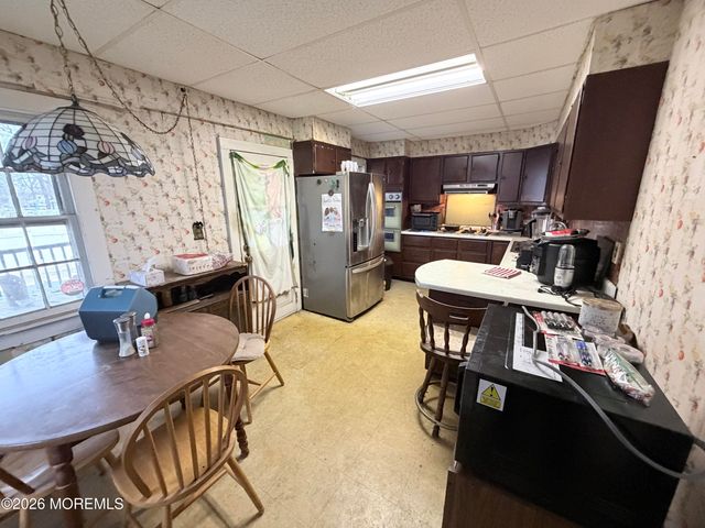 41 Atlantic Street, Keyport, NJ 07735