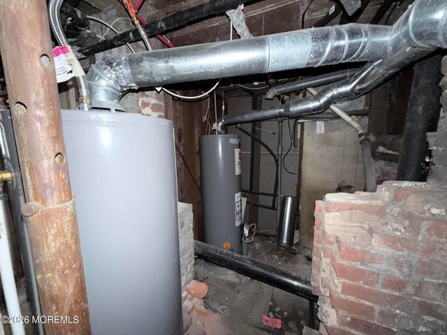 41 Atlantic Street, Keyport, NJ 07735