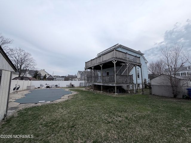 41 Atlantic Street, Keyport, NJ 07735