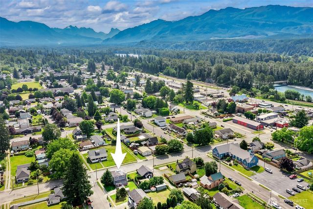 307 3rd Street, Sultan, WA 98294