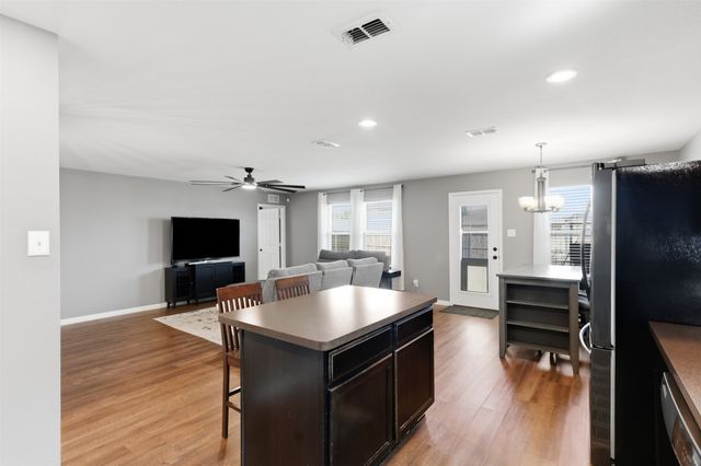 5925 Mountain Bluff Drive, Fort Worth, TX 76179
