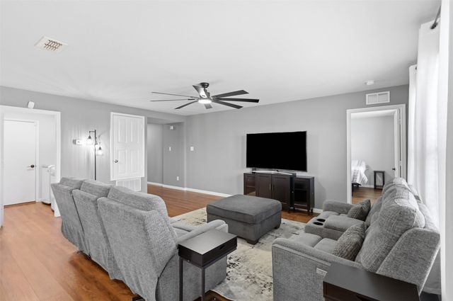 5925 Mountain Bluff Drive, Fort Worth, TX 76179