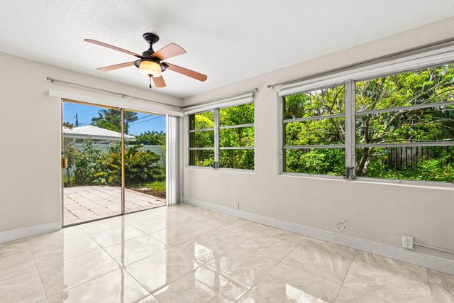 1290 SW 8th Street, Boca Raton, FL 33486