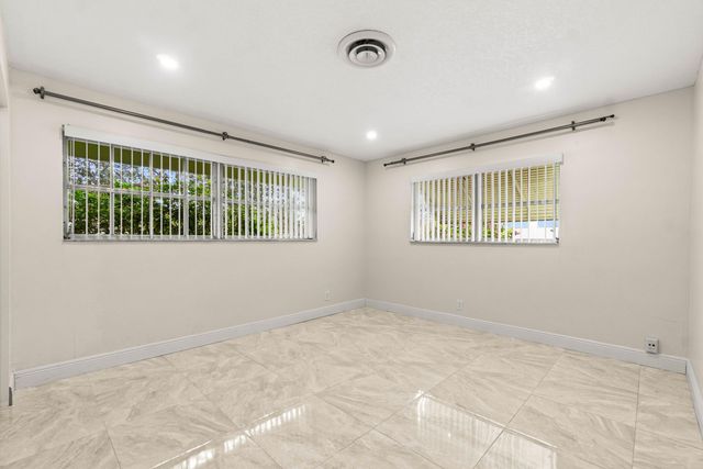 1290 SW 8th Street, Boca Raton, FL 33486