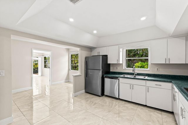 1290 SW 8th Street, Boca Raton, FL 33486
