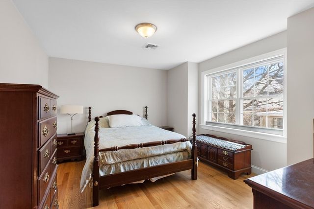 260 West St 7, Quincy, MA 02169