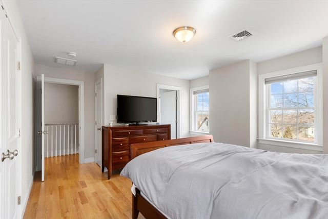 260 West St 7, Quincy, MA 02169