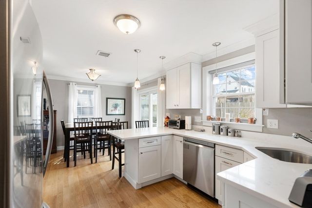 260 West St 7, Quincy, MA 02169