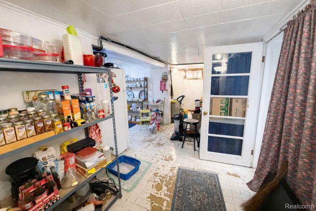 10044 Locust Drive, Tyrone Township, MI 48430