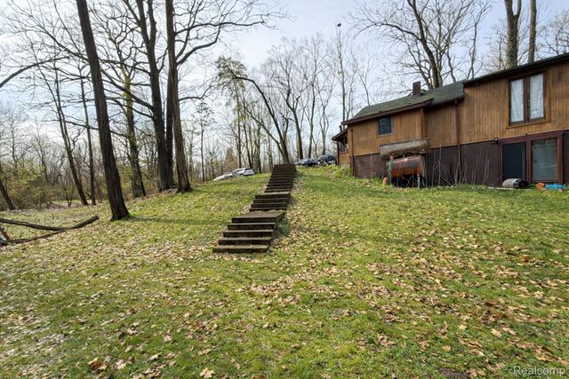 10044 Locust Drive, Tyrone Township, MI 48430