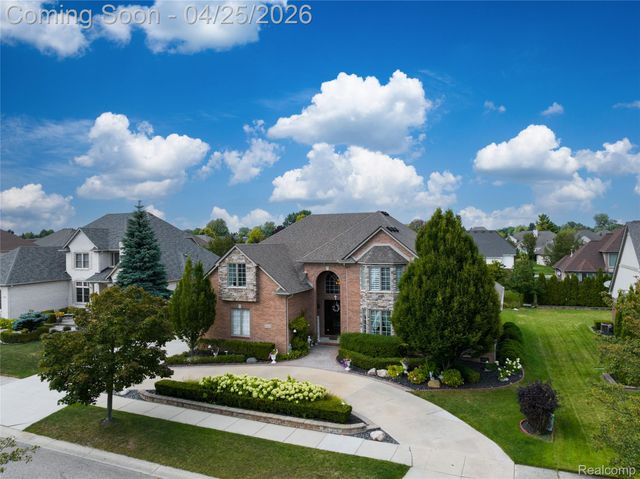 14229 Mandarin Drive, Shelby Charter Township, MI 48315