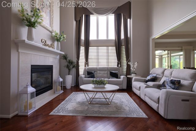 14229 Mandarin Drive, Shelby Charter Township, MI 48315