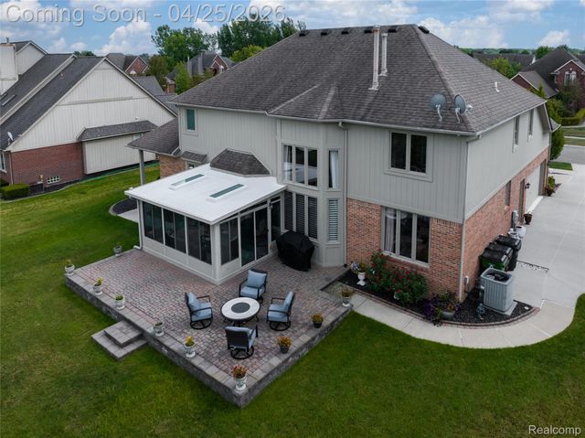 14229 Mandarin Drive, Shelby Charter Township, MI 48315