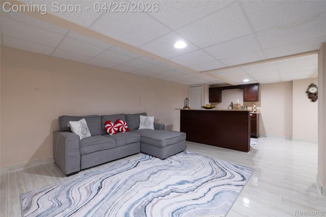 14229 Mandarin Drive, Shelby Charter Township, MI 48315