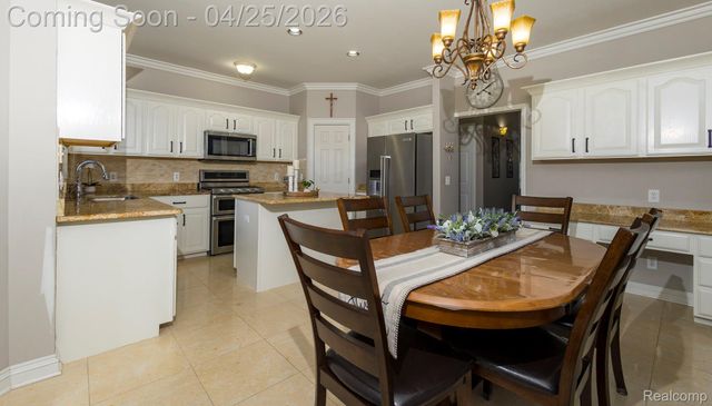 14229 Mandarin Drive, Shelby Charter Township, MI 48315