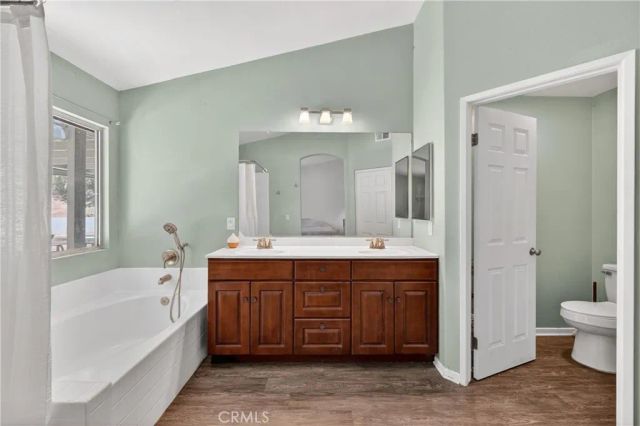 31009 Lausanne, Lake Elsinore, CA 92530