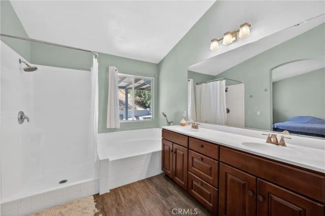 31009 Lausanne, Lake Elsinore, CA 92530