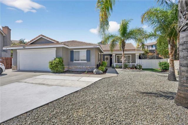 31009 Lausanne, Lake Elsinore, CA 92530