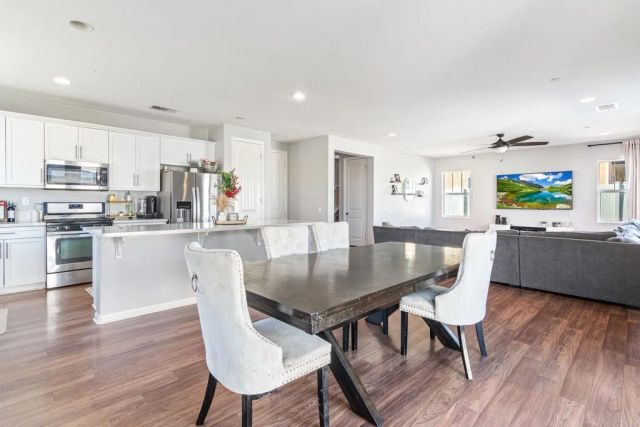 30354 Woodland Hills Street, Murrieta, CA 92563