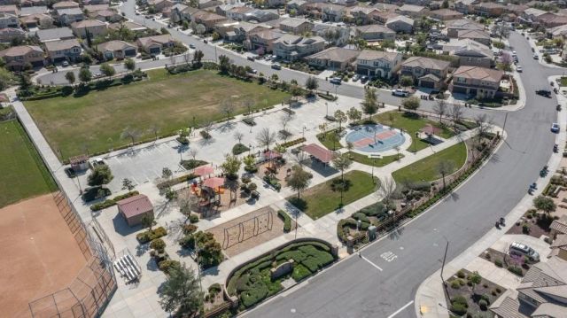 30354 Woodland Hills Street, Murrieta, CA 92563