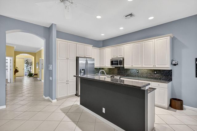 302 NW Toscane Trail, Port St. Lucie, Port St Lucie, FL 34986