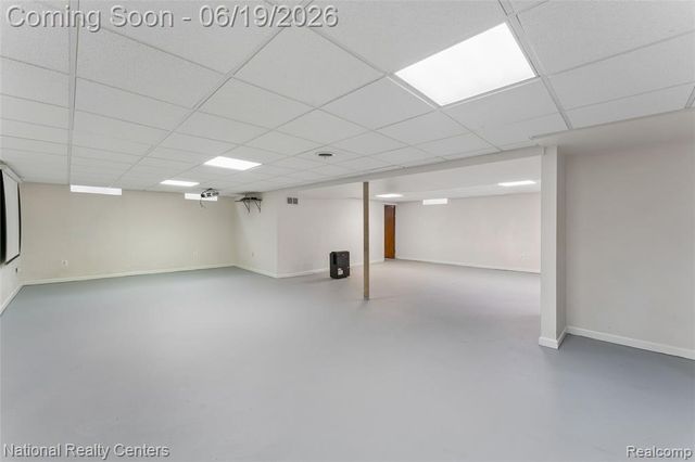 8108 Whitefield Street, Dearborn Heights, MI 48127