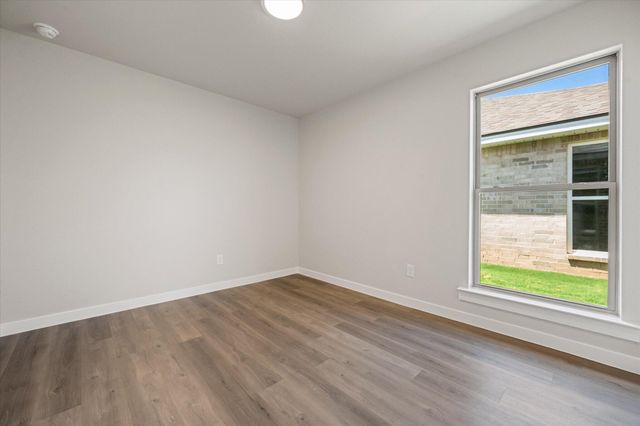 6013 Volney Avenue, Lubbock, TX 79407