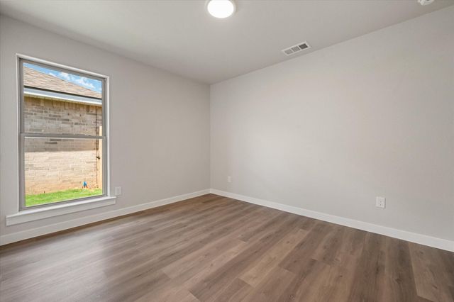 6013 Volney Avenue, Lubbock, TX 79407