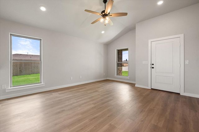 6013 Volney Avenue, Lubbock, TX 79407