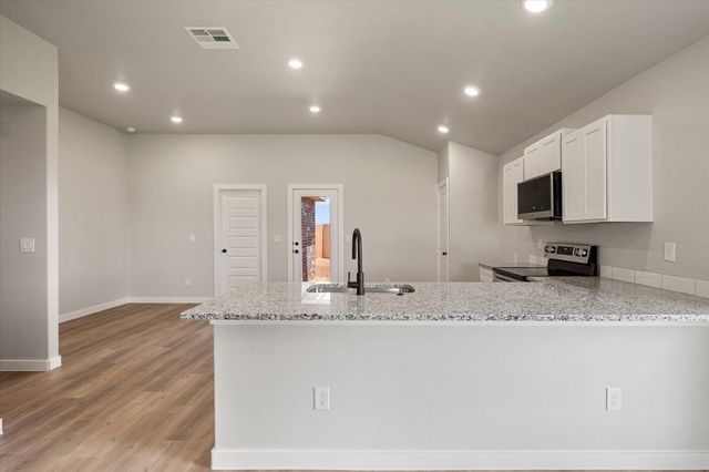 6013 Volney Avenue, Lubbock, TX 79407