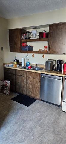 6134 E 127th Street, Grandview, MO 64030