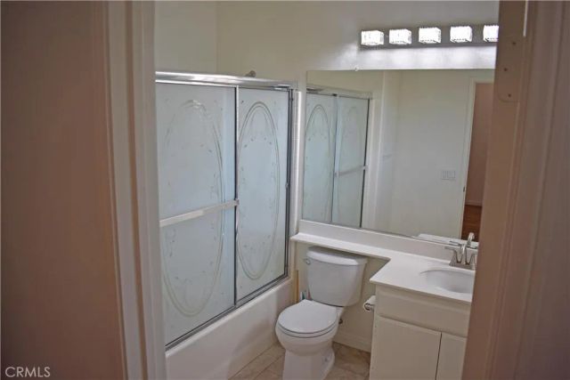 200 Via Vicini, Rancho Santa Margarita, CA 92688