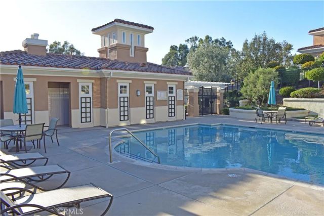 200 Via Vicini, Rancho Santa Margarita, CA 92688
