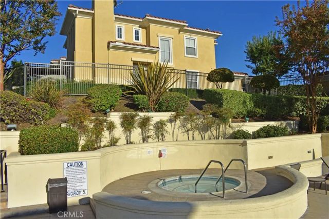 200 Via Vicini, Rancho Santa Margarita, CA 92688