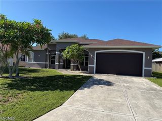 614 SW 57th ST, Cape Coral, FL 33914
