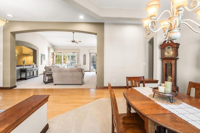 W330S10080 Genevieve DRIVE, Mukwonago, WI 53149