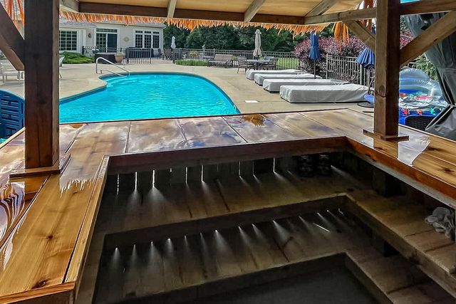 W330S10080 Genevieve DRIVE, Mukwonago, WI 53149