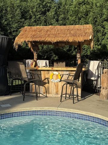 W330S10080 Genevieve DRIVE, Mukwonago, WI 53149