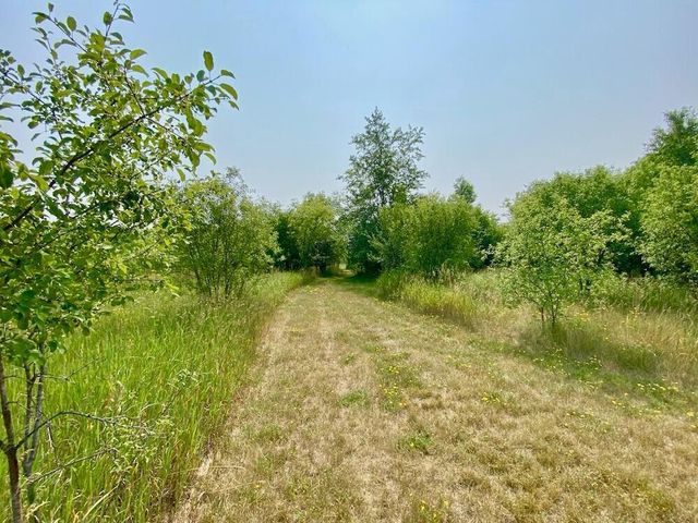 W330S10080 Genevieve DRIVE, Mukwonago, WI 53149