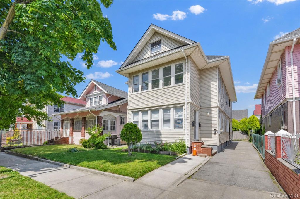 85-43 150th Street, Briarwood, NY 11435