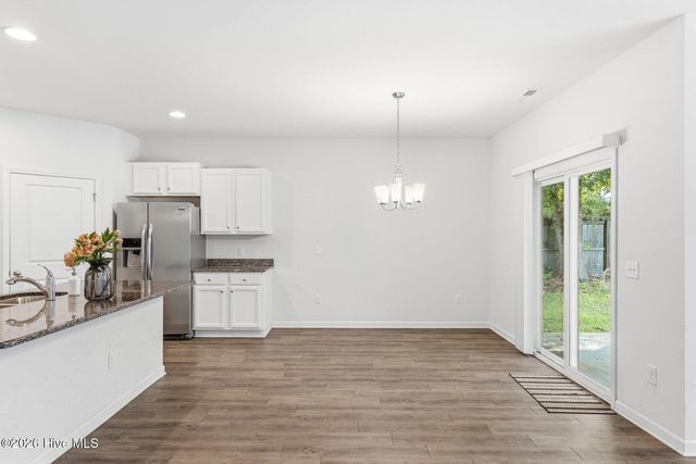 8052 W Highcroft Drive NE, Leland, NC 28451
