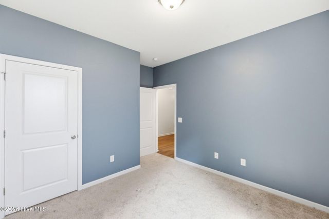 8052 W Highcroft Drive NE, Leland, NC 28451