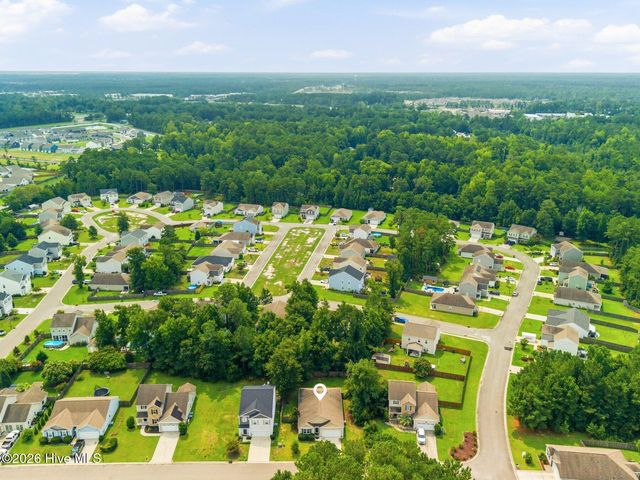 8052 W Highcroft Drive NE, Leland, NC 28451