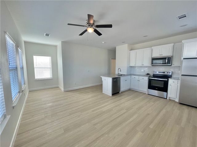 506 Park Street B, Springdale, AR 72764