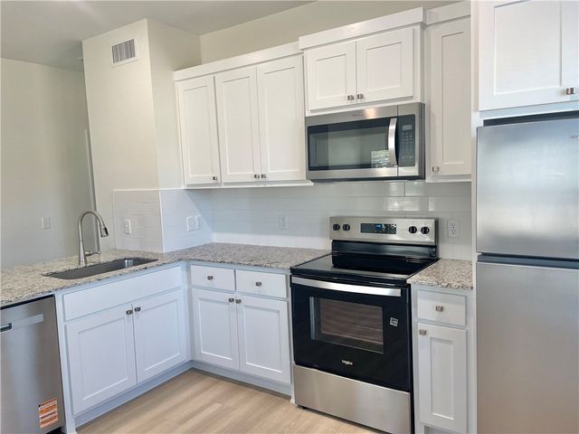 506 Park Street B, Springdale, AR 72764