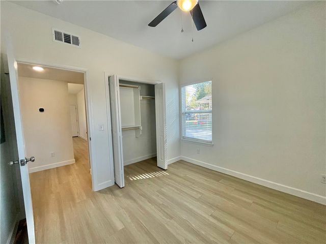 506 Park Street B, Springdale, AR 72764