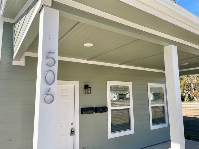 506 Park Street B, Springdale, AR 72764