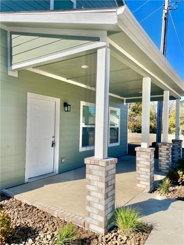 506 Park Street B, Springdale, AR 72764